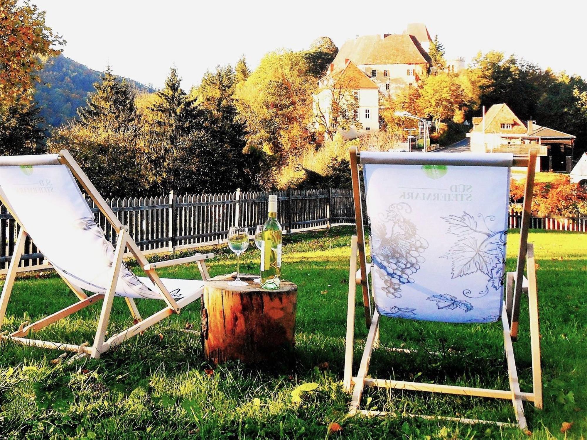 Ferienwohnungen Karin Am Seggauberg Leibnitz Bilik gambar